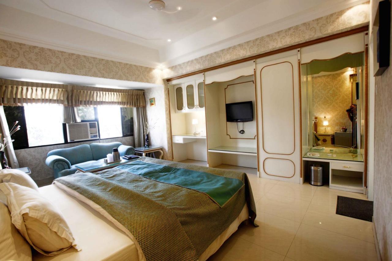 Shivoy Hotel Gorakhpur Esterno foto